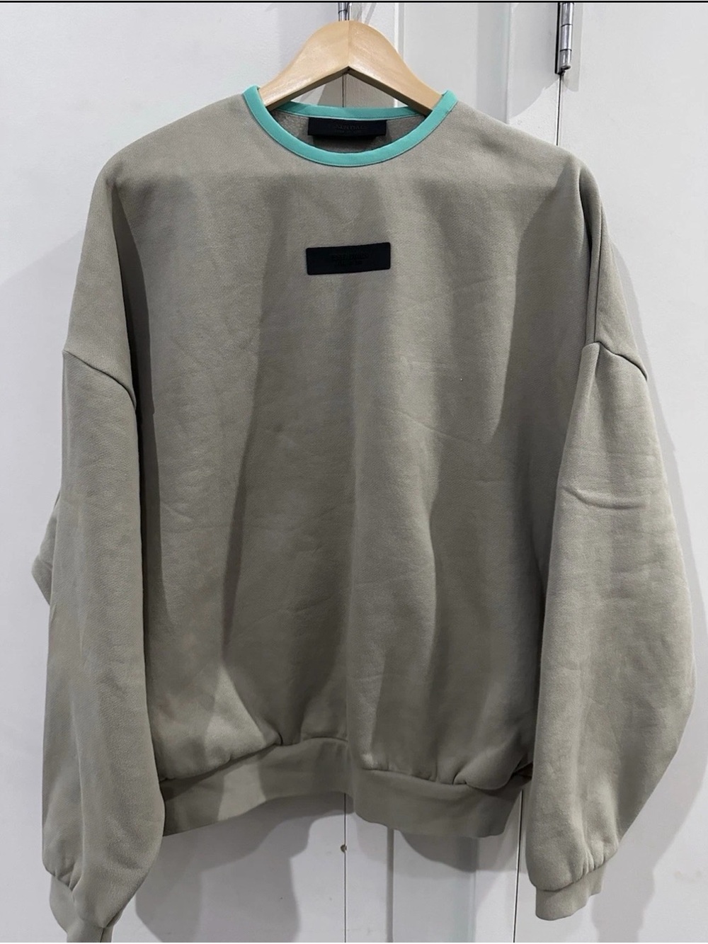 Fear of God Essentials Crewneck Sweatshirt Sz M